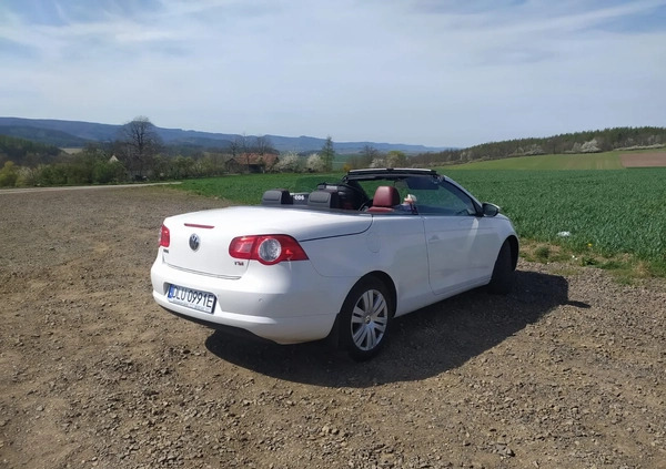 Volkswagen Eos cena 36900 przebieg: 142000, rok produkcji 2009 z Lubin małe 254